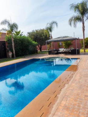 Villa MsHolidays 3 Palmiers privatisée piscine Marrakech